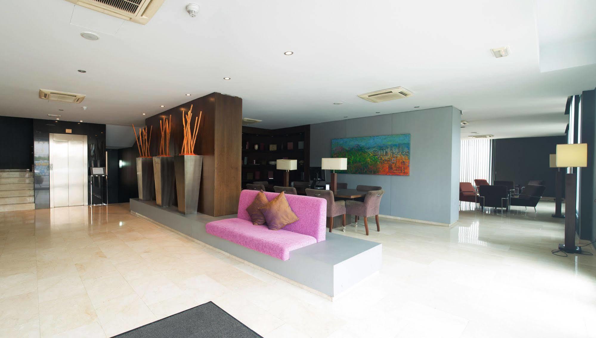 Hotel Ciutat Martorell Exterior foto